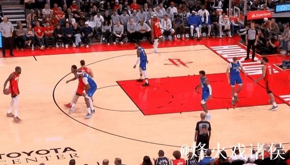 阿门半场手感欠佳，7投2中砍下6分7篮板4助攻